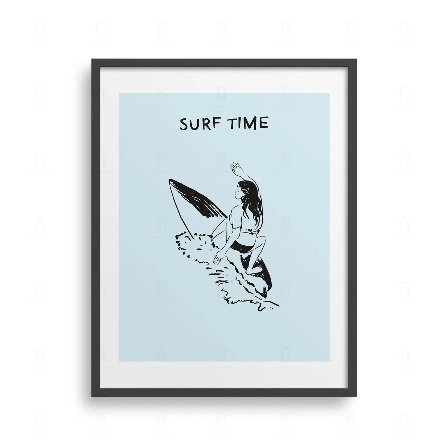 Plakat z artystyczną grafiką przedstawiającą kobietę surfującą na dużej fali.