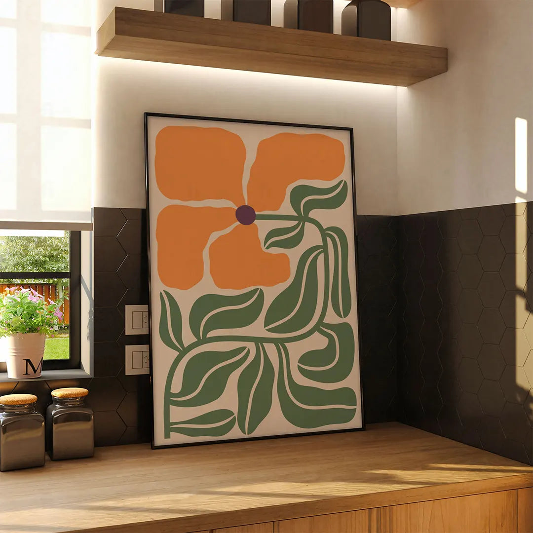 Plakat botaniczny z pomarańczowym kwiatem  w kuchni