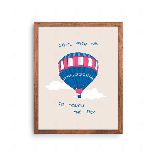 Plakat z inspirującą grafiką przedstawiającą balon na ogrzane powietrze i napis "Dotknij Nieba".