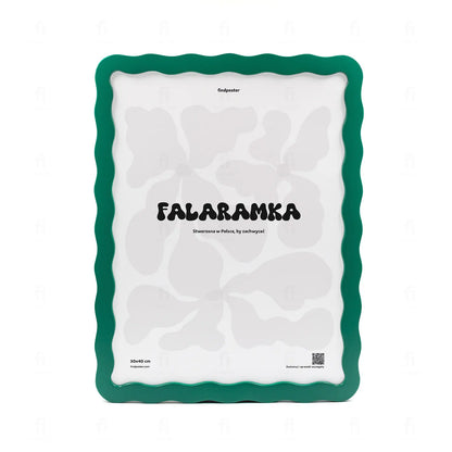 Falaramka zielona - ręcznie robiona ramka o falującym kształcie, widok z przodu.
