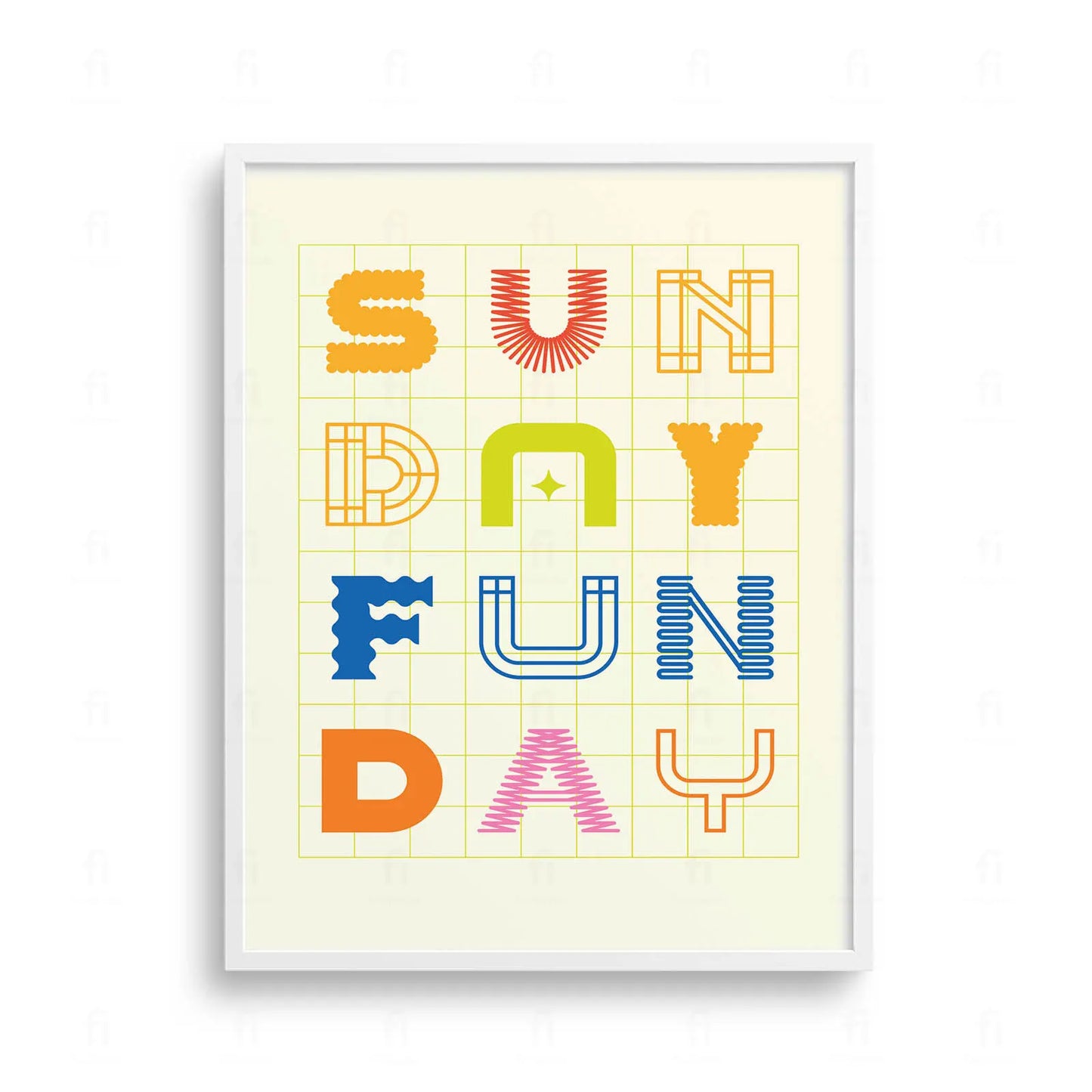 Plakat z kolorową grafiką w stylu retro z napisem "Fun Day" i uśmiechniętym słoneczkiem.