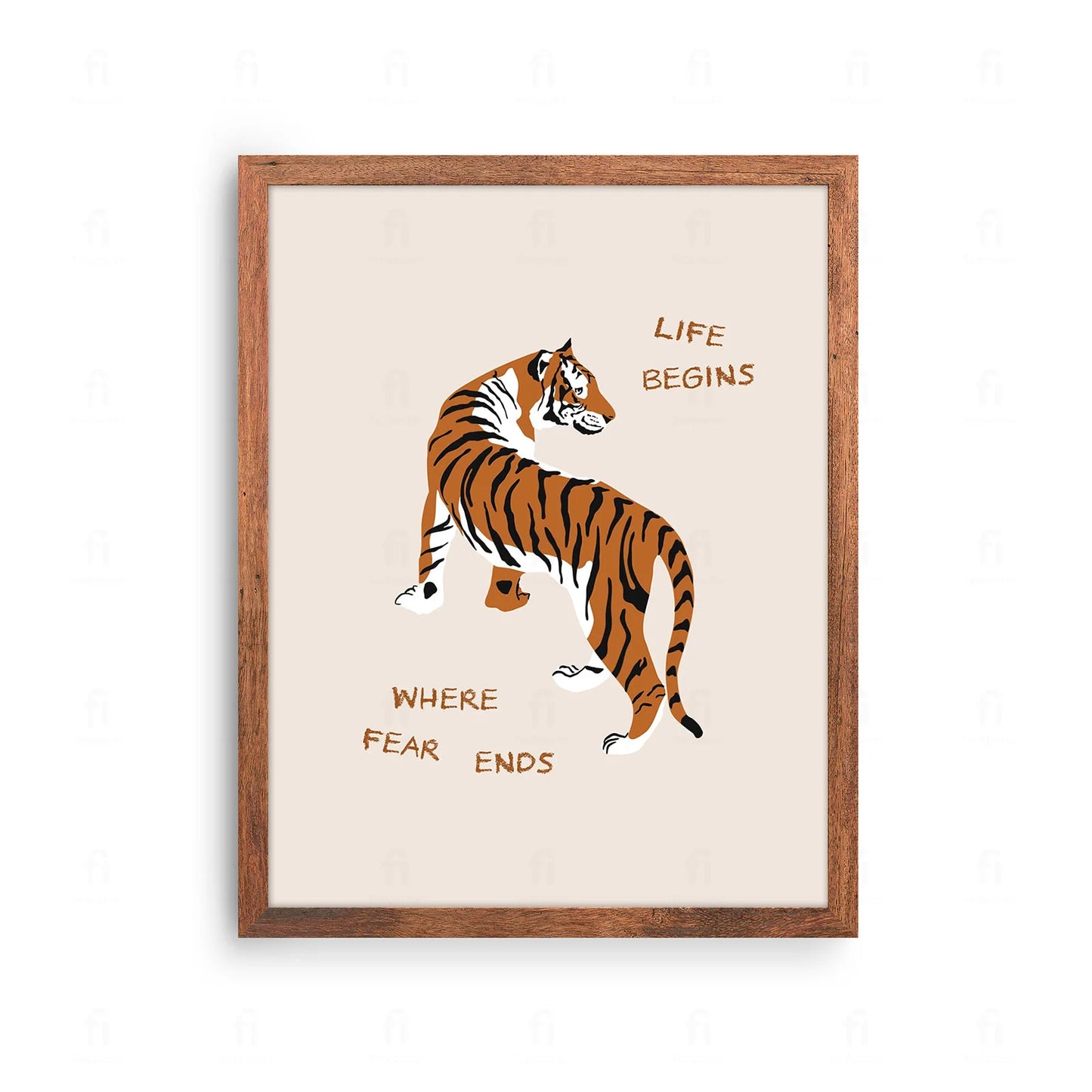 Plakat z artystyczną grafiką przedstawiającą tygrysa i inspirującym cytatem o strachu i życiu.
