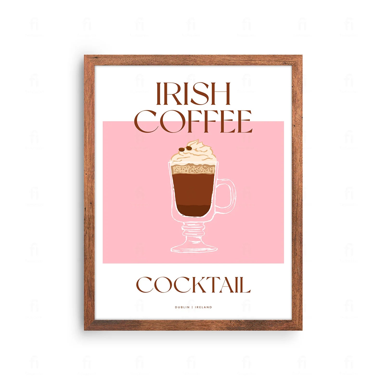 Plakat z apetyczną grafiką przedstawiającą kawę po irlandzku (Irish Coffee) w ozdobnej szklance.